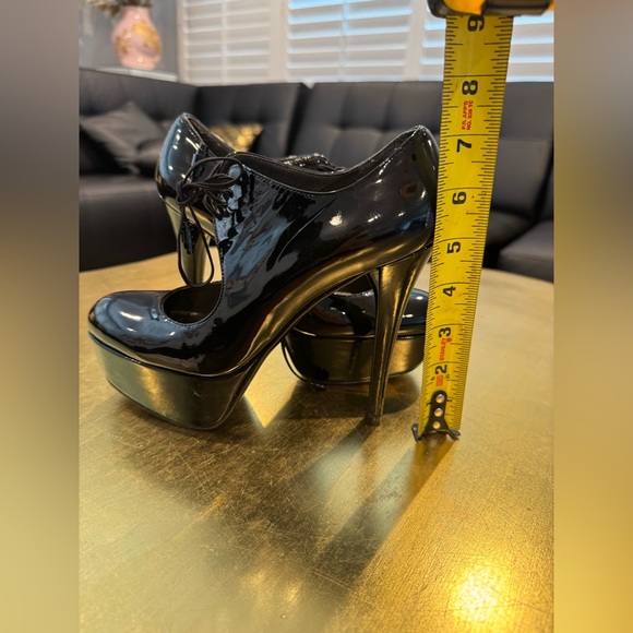 Stuart Weitzman Black Patent Leather Platform Lace-Up Heels size 6.5 - Picture 14 of 16